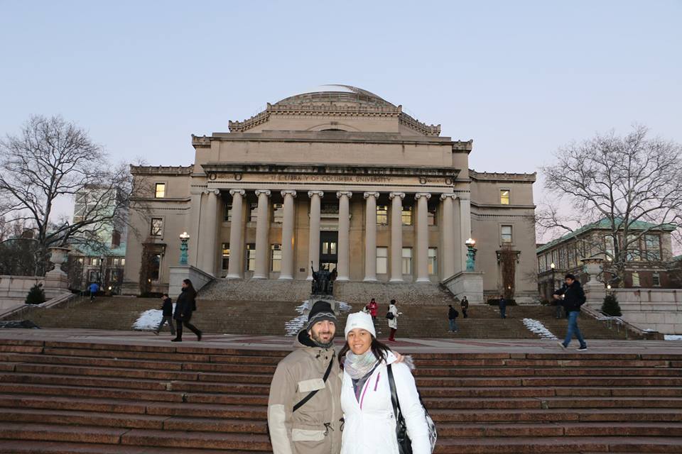 Gisele e seu marido, no campus da Columbia University (NY). Ela merece!